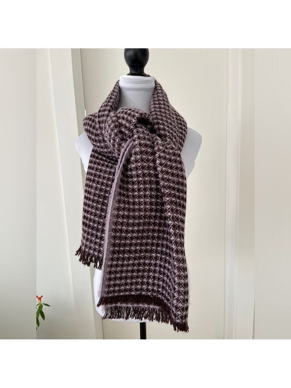 ECHO Oversized Knit Scarf Checkered Pattern Short Fringe Winter Cozy NWT